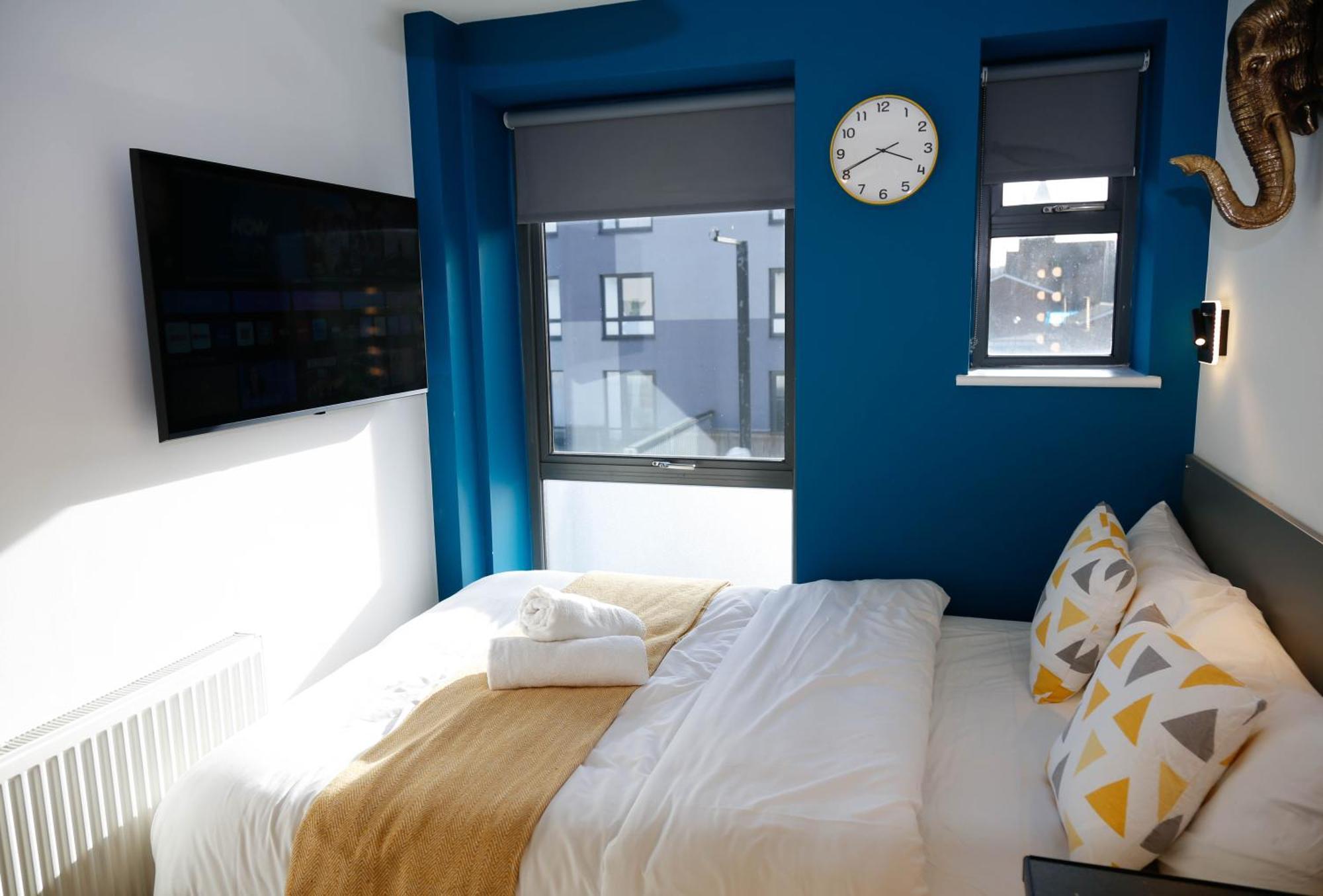 New Luxury Rooms In The Heart Of London Next To Shops, Cafes, Bars & Metro With Shared Bathrooms Luaran gambar