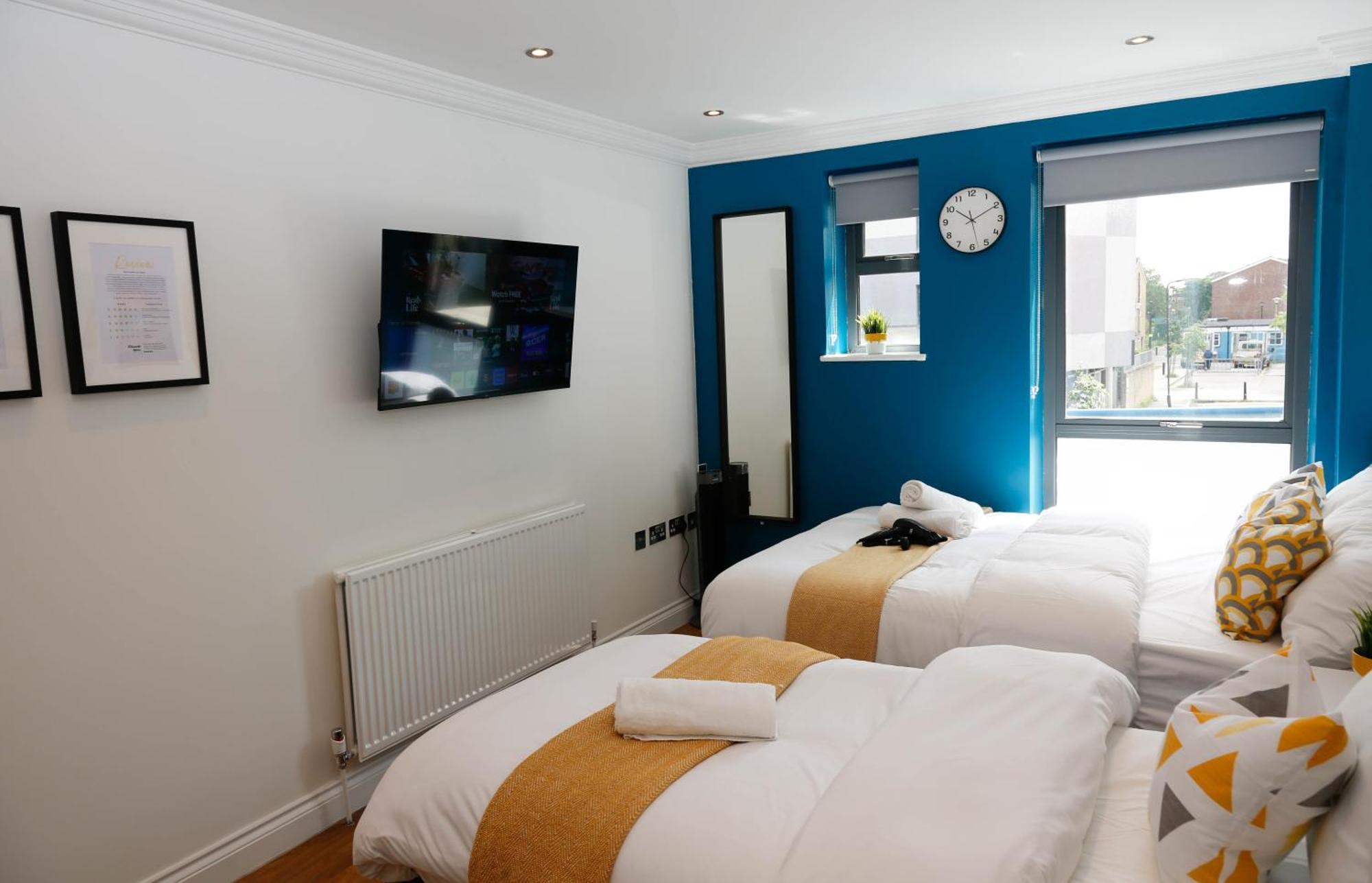 New Luxury Rooms In The Heart Of London Next To Shops, Cafes, Bars & Metro With Shared Bathrooms Luaran gambar