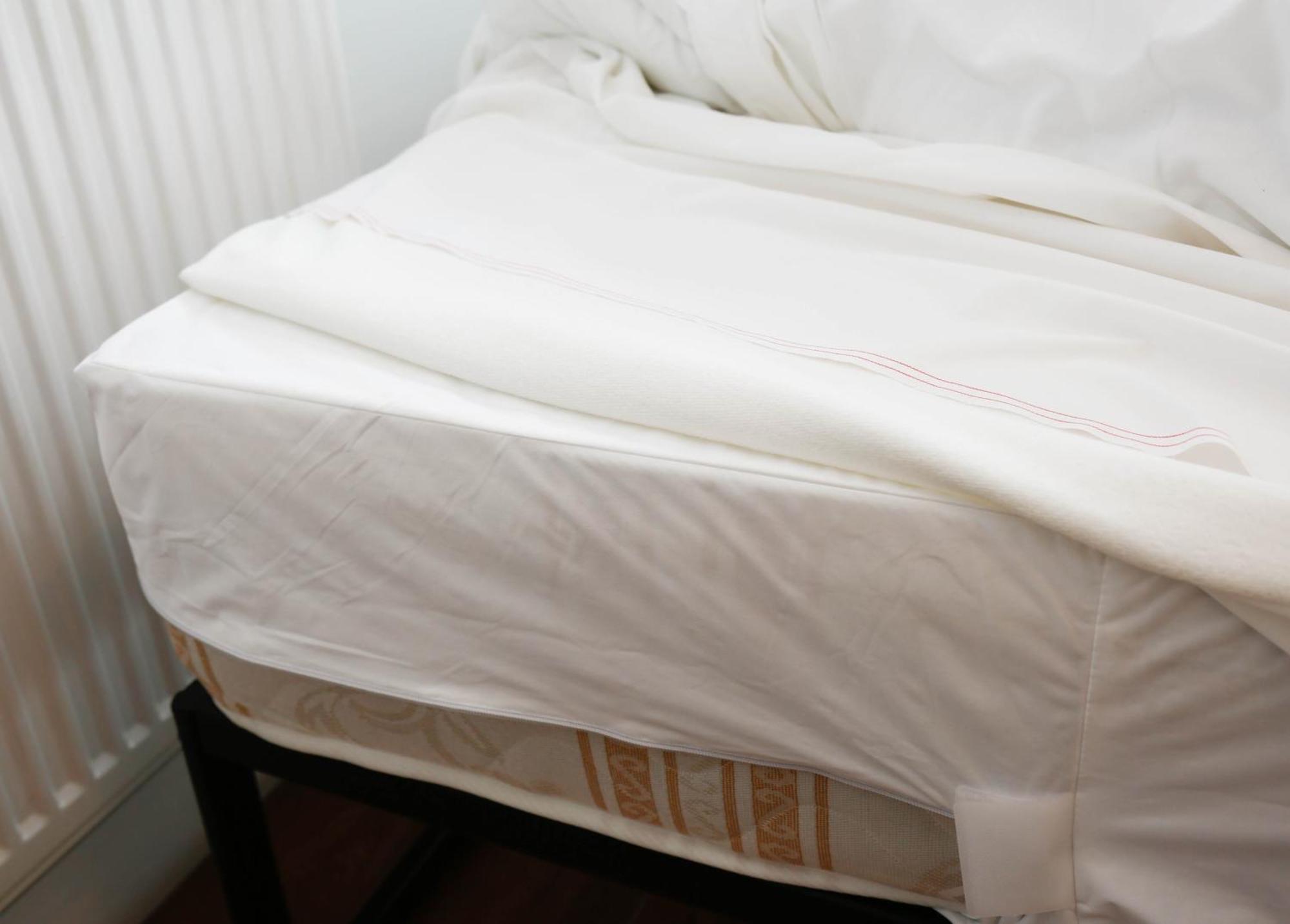 New Luxury Rooms In The Heart Of London Next To Shops, Cafes, Bars & Metro With Shared Bathrooms Luaran gambar